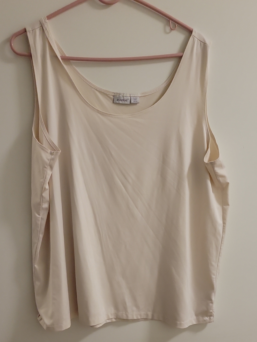 Avenue Cream Tank Top - Sleeveless Women's Top 22/24
